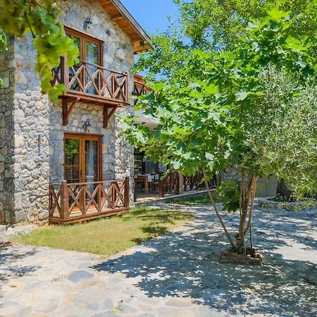 Albavis-10-person Conservative In Kayakoy, Hébergement de vacances Fethiye